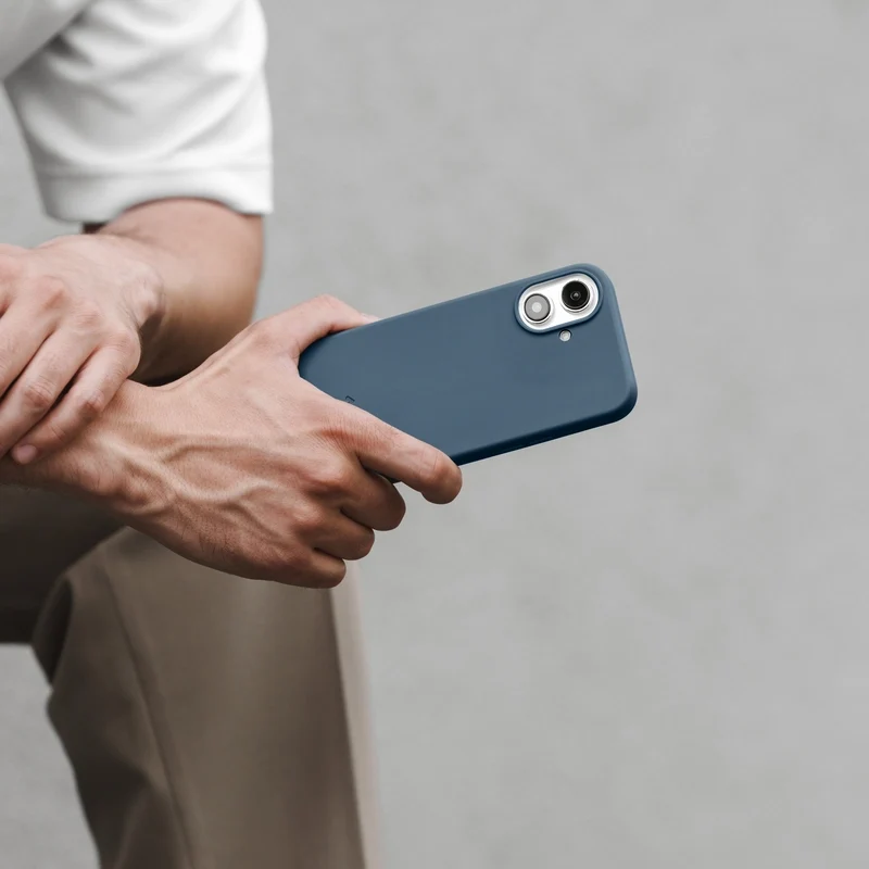 Étui pour iPhone 16 Durable