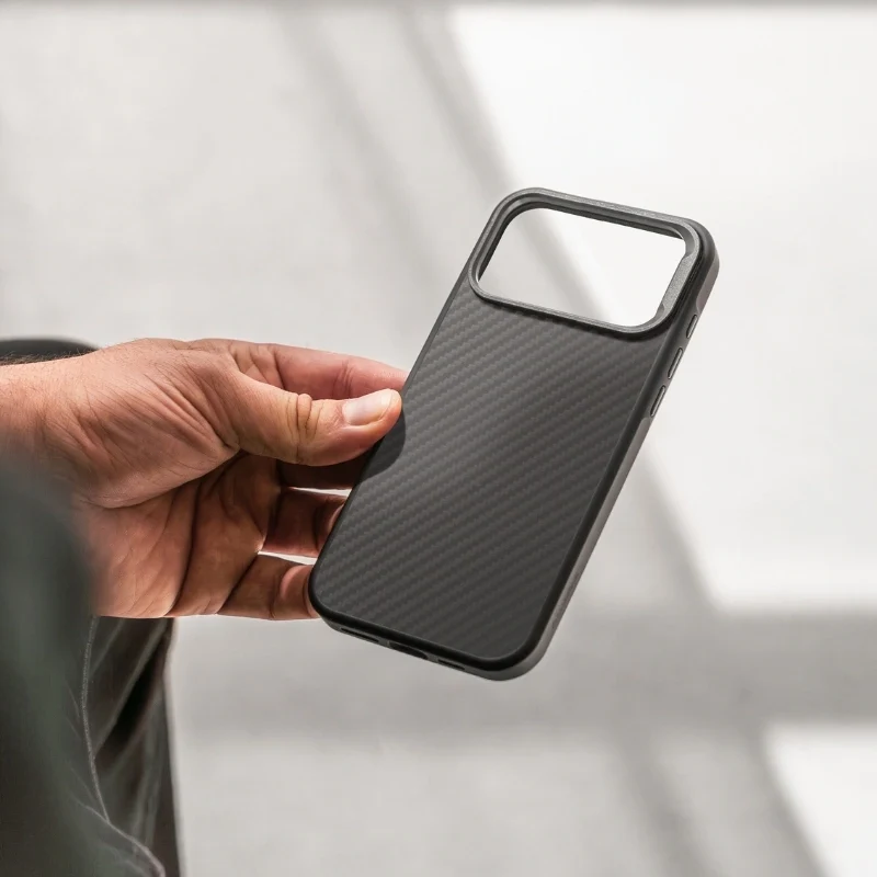 iPhone 17 Pro Carbon Case avec MagSafe