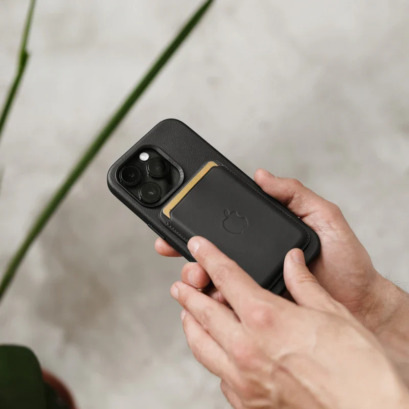 iPhone 16 Pro étui en cuir Vegan