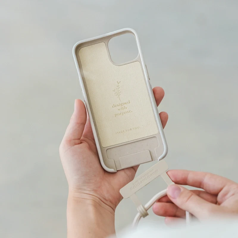 iPhone 16e Coque avec cordon amovible