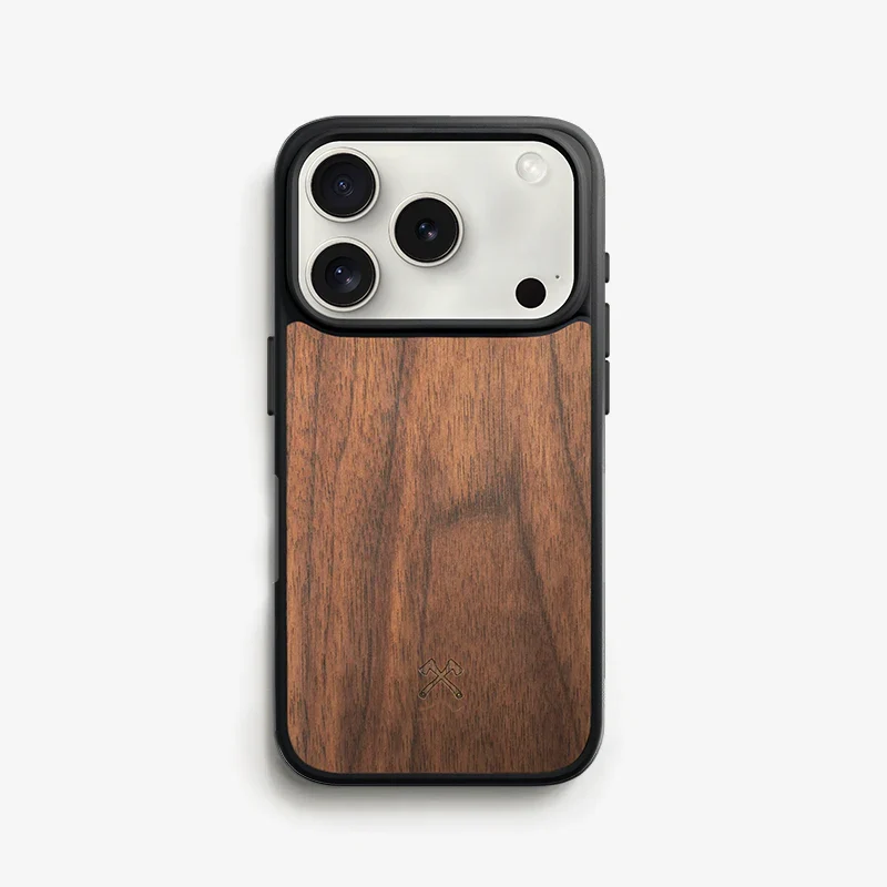 Coque iPhone 18 Pro en noyer avec MagSafe