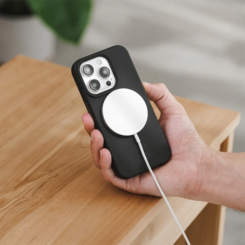 Étui pour iPhone 15 Durable MagSafe