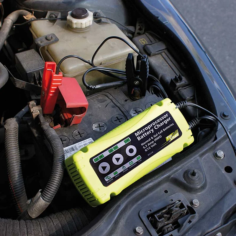 Chargeur batterie intelligent 3,5 A - DFC530