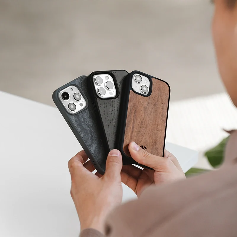 Étui pour iPhone 15 Pro Max Black Series