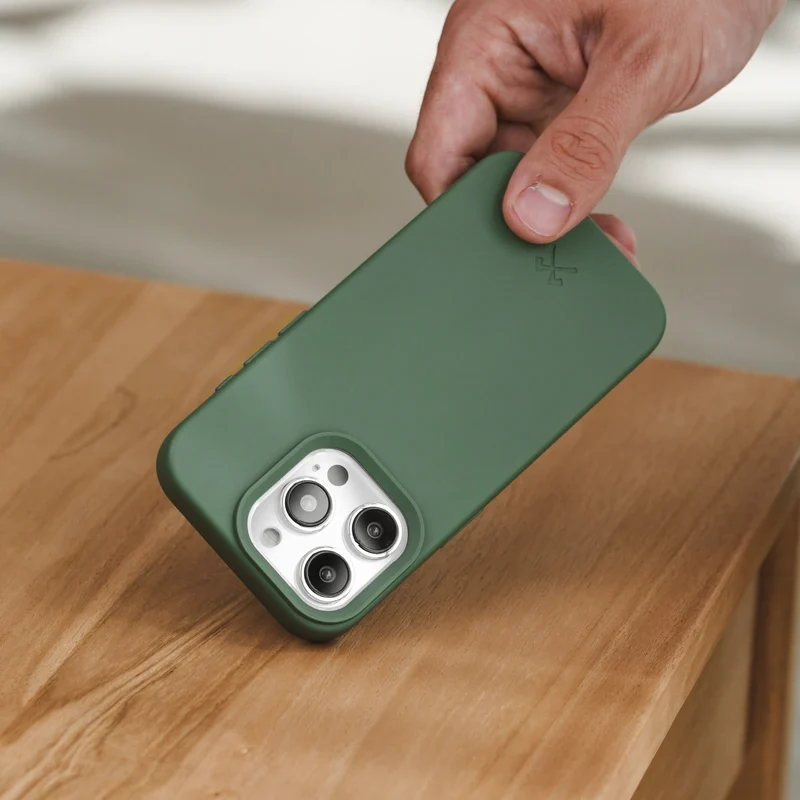 Étui pour iPhone 15 Durable