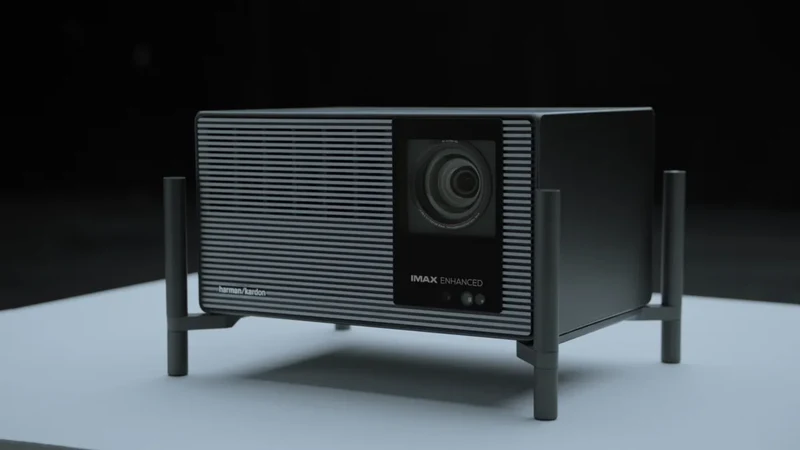 XGIMI Titan Noir Ultra Max