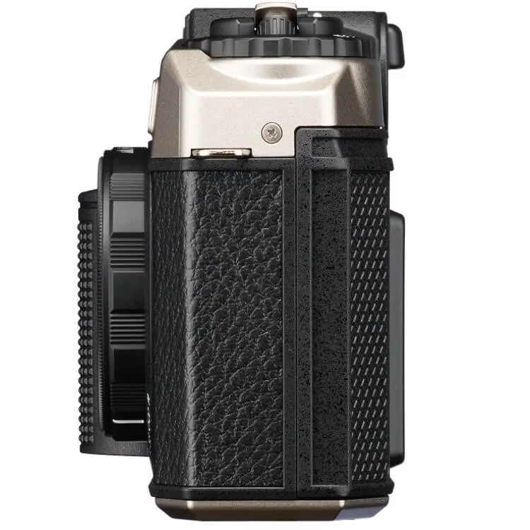 Pentax 17 Dark Argent