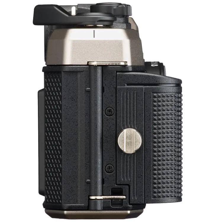 Pentax 17 Dark Argent