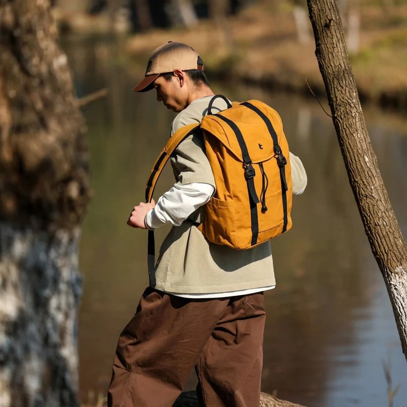 Tomtoc VintPack-TA1 22L Sac à dos pour ordinateur portable, jaune