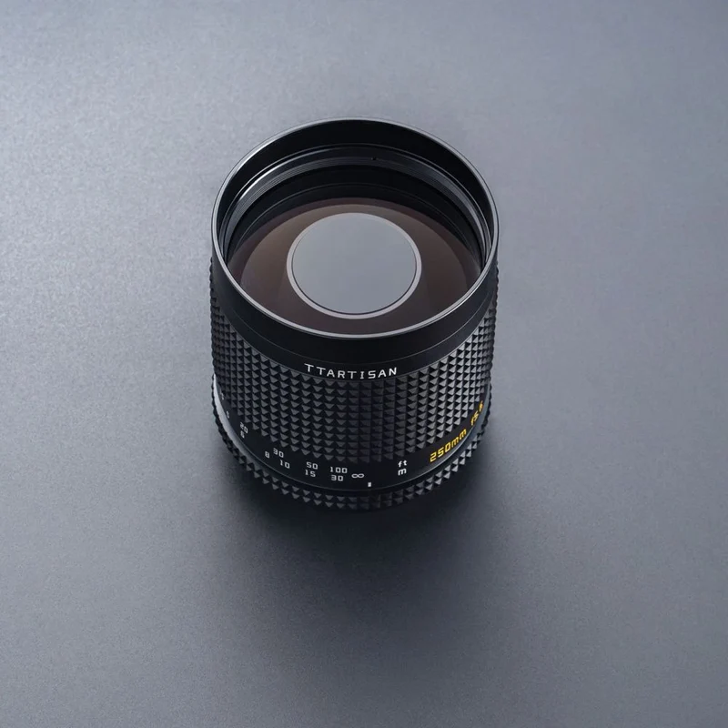 TTArtisan 250mm f/5.6 M42 Objectif reflex plein format