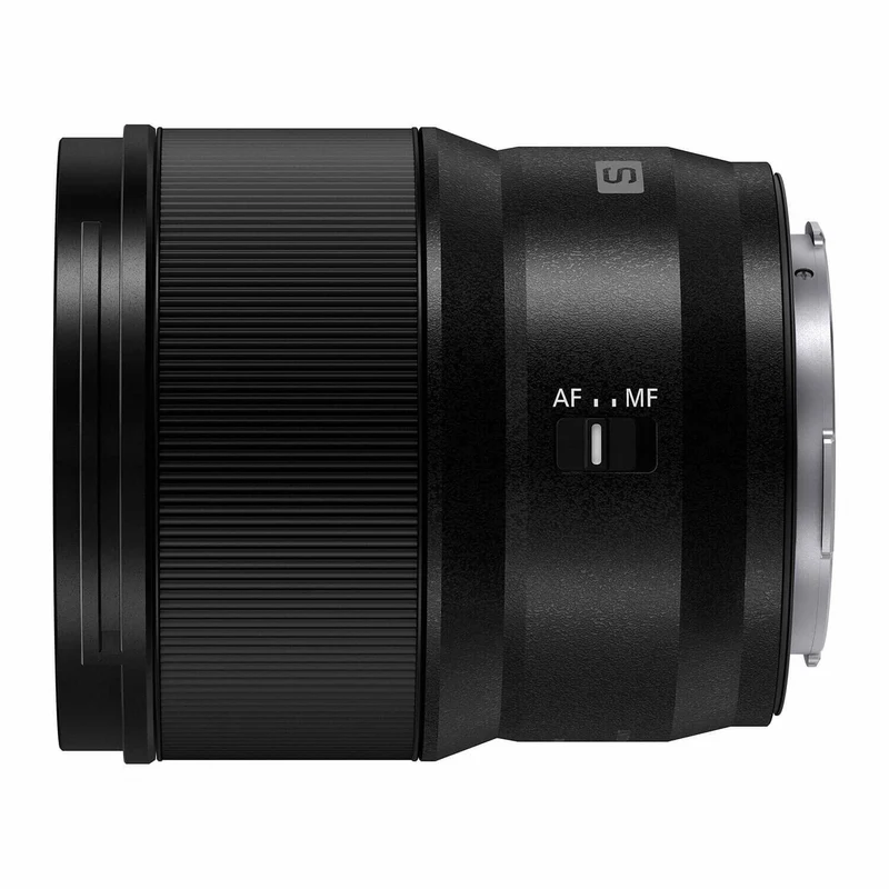 Panasonic Lumix DC-S5 IIX Boîtier + Lumix S 20-60mm f/3.5-5.6 + Lumix S 85mm f/1.8