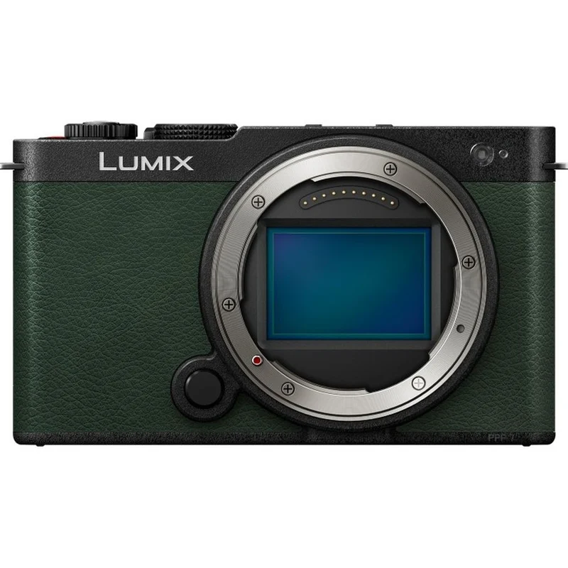Panasonic Lumix S9 Boîtier Foncé Olive + Lumix S 26mm f/8 Mise au point manuelle