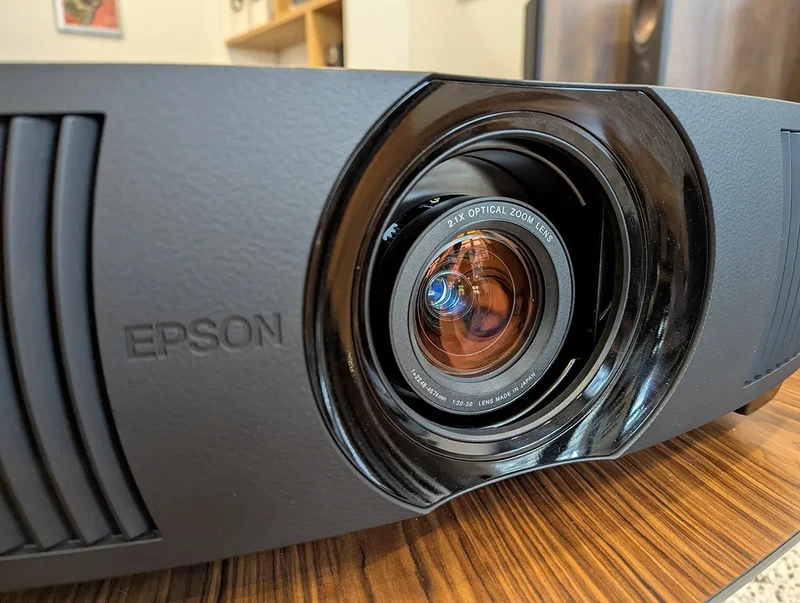 Epson EH-LS9000B Noir