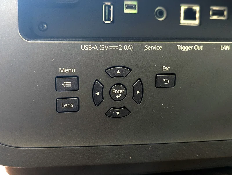 Epson EH-LS9000B Noir