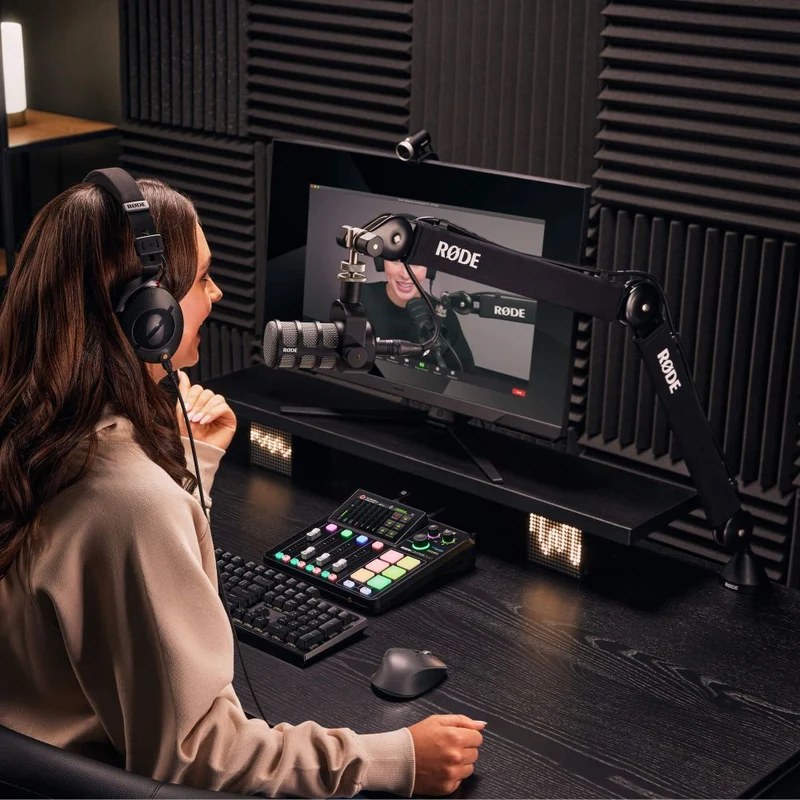 RØDE solo podcast kit
