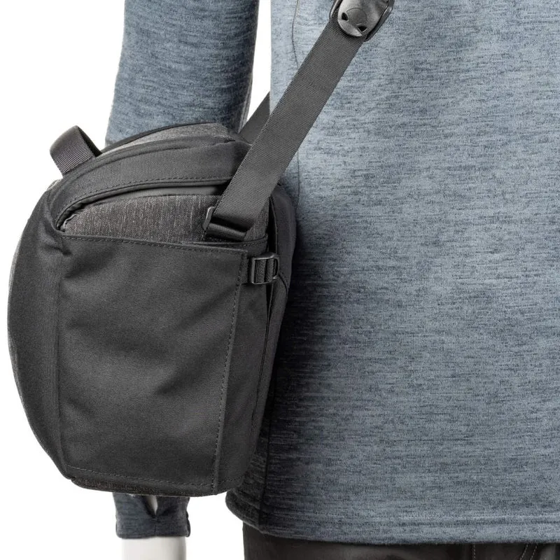 Think Tank SpeedTop Crossbody 15 Graphite
