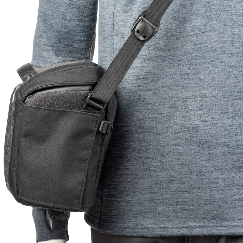Think Tank SpeedTop Crossbody 10 Graphite