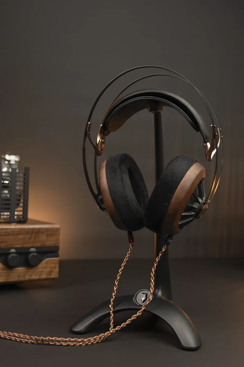 Meze Audio Manta