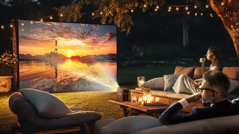 LG Electronics CineBeam Q (HU710PB)