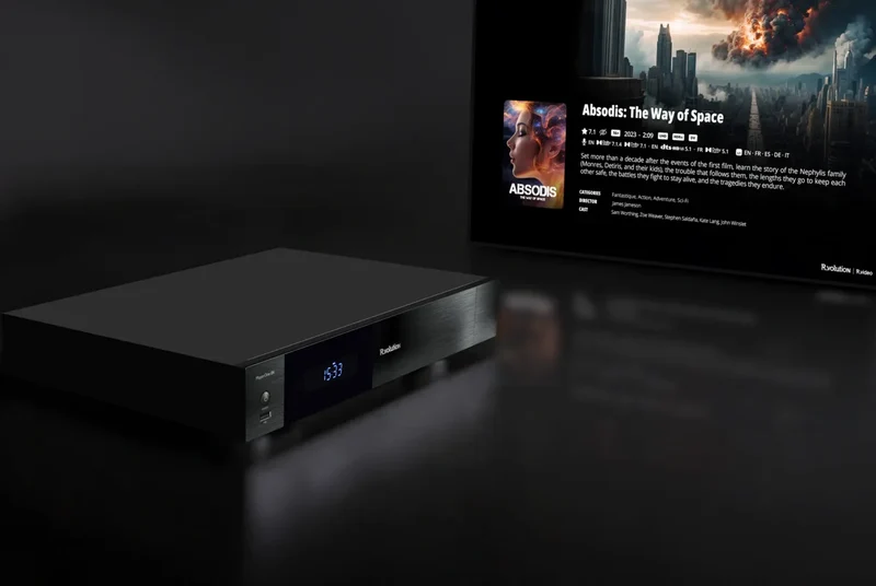 R_volution Player One 8K
