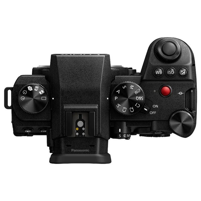 Panasonic Lumix DC-S5 II + Lumix S 14-28mm f/4-5.6 Macro