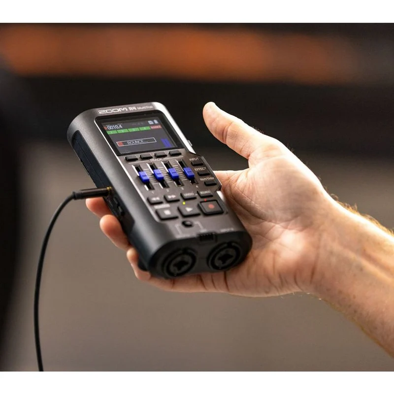 Zoom R4 MultiTrak Enregistreur portable