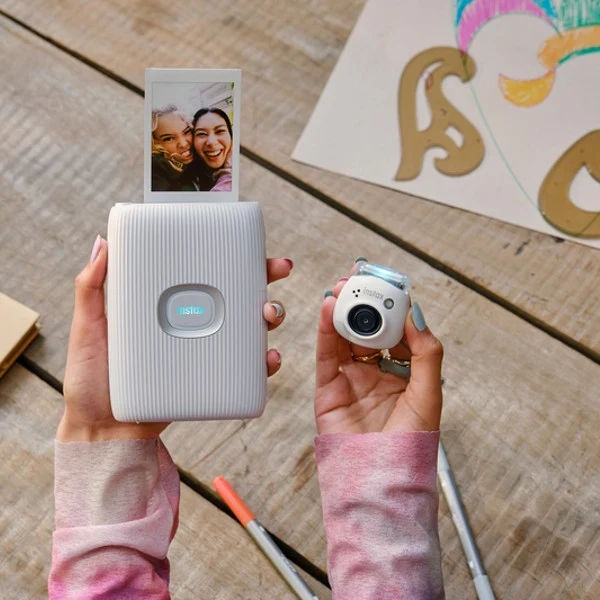 Fujifilm INSTAX PAL Appareil photo numérique, vert pistache