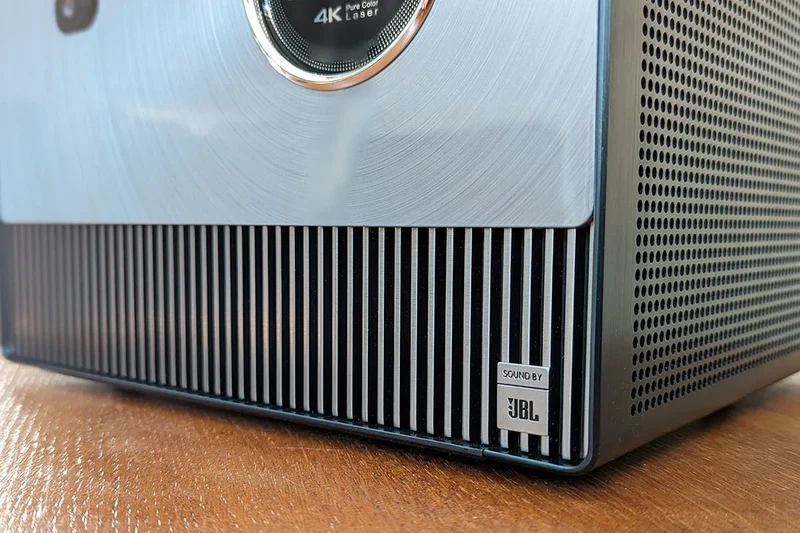 Hisense C1