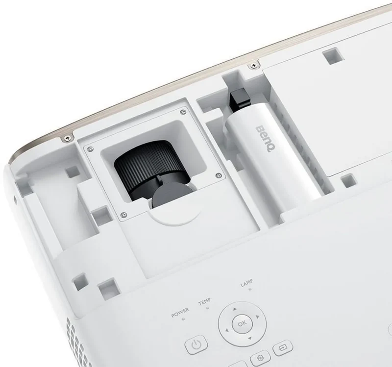 BenQ W2710i