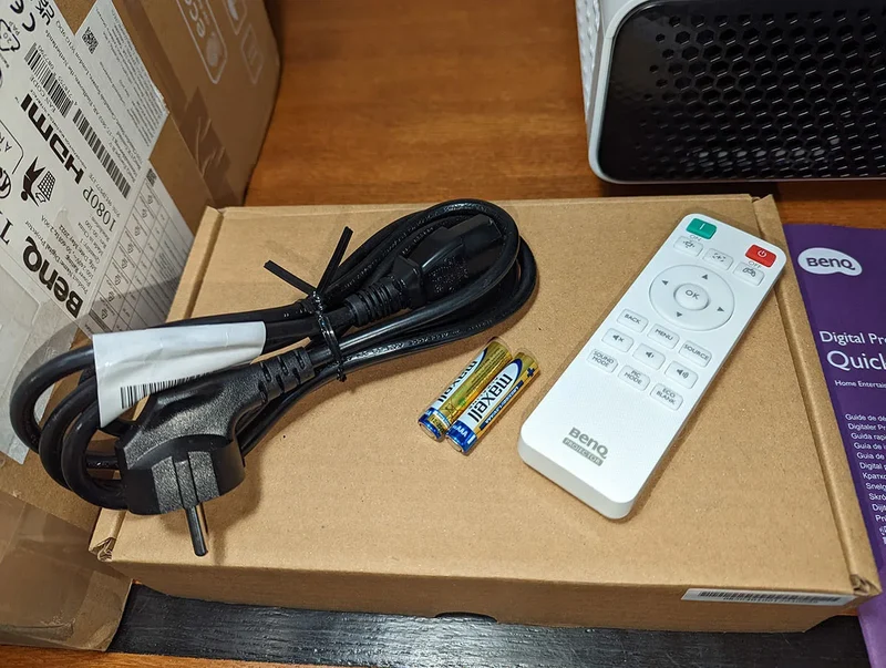 BenQ TH690ST