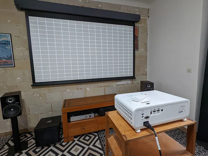 BenQ TH690ST