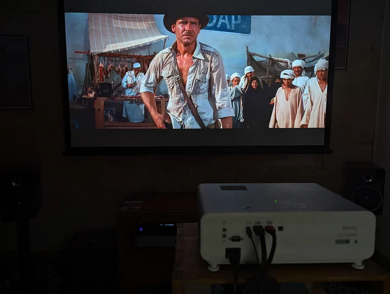 BenQ TH690ST