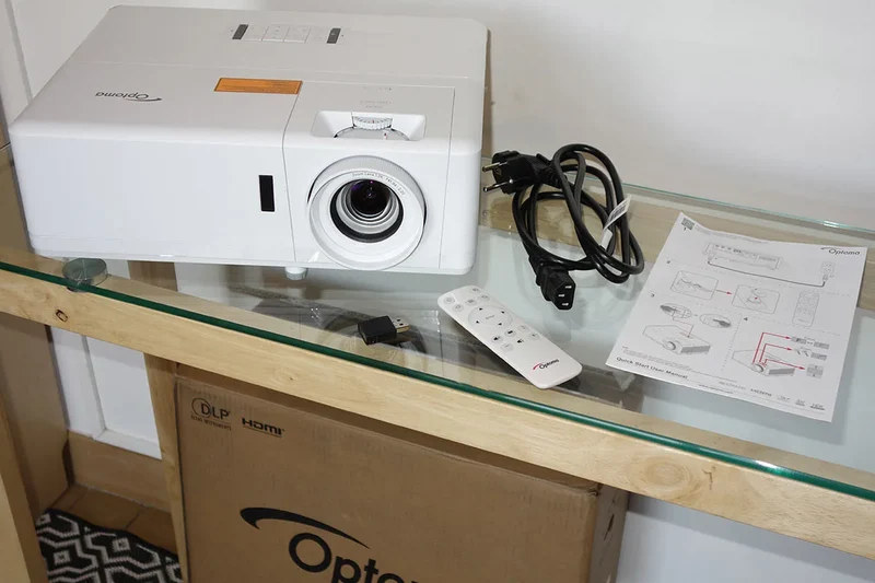 Optoma UHZ50