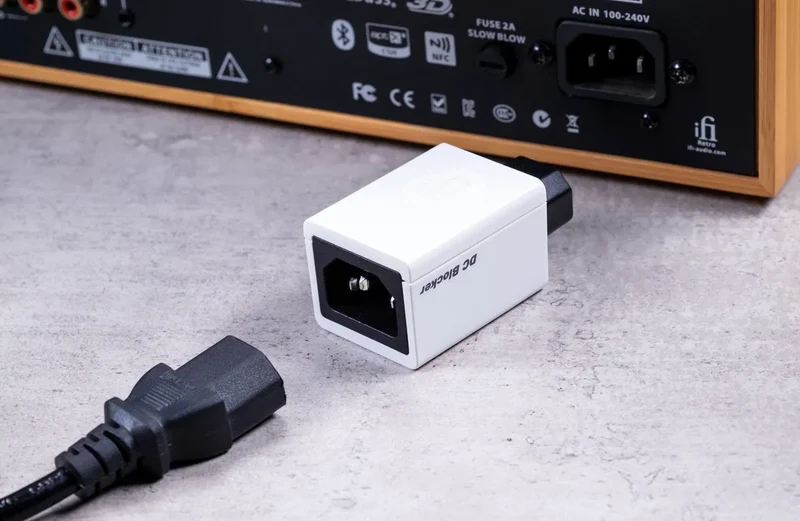 ifi Audio DC Blocker