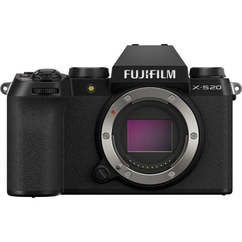 Fujifilm X-S20 + XC 15-45mm