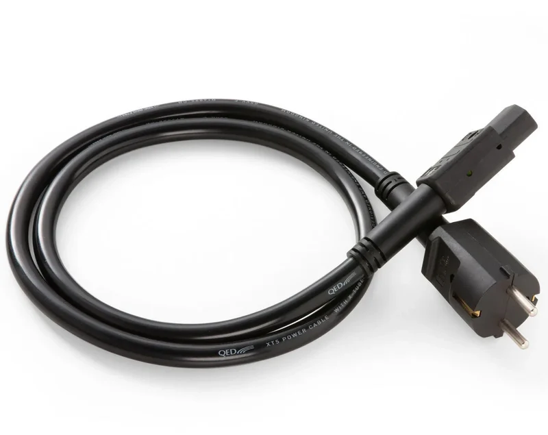 QED XT5 (3 m)