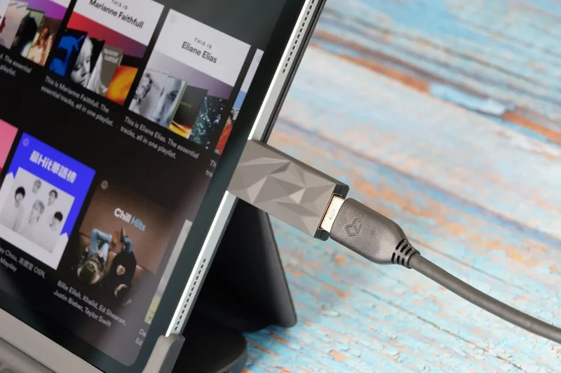 ifi Audio iSilencer 3.0 Type C > Type A