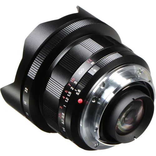 Voigtländer HyperWide Heliar 10mm f/5.6 Leica M