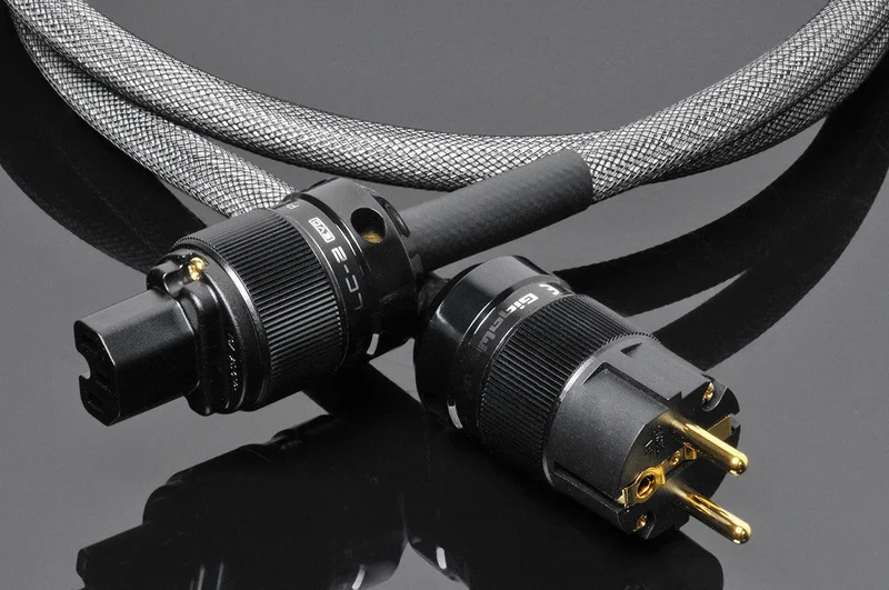 GigaWatt PF-1 EVO avec câble LC-2 EVO (1,5 m)