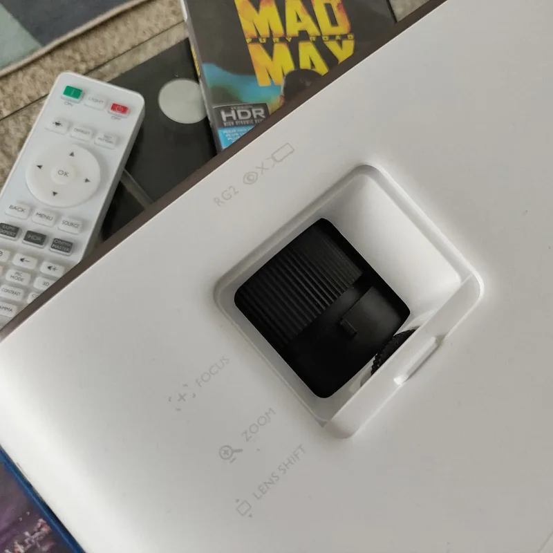 BenQ W2700