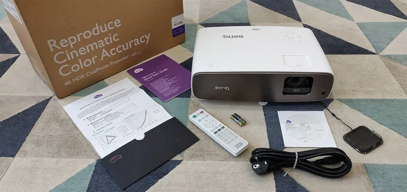 BenQ W2700