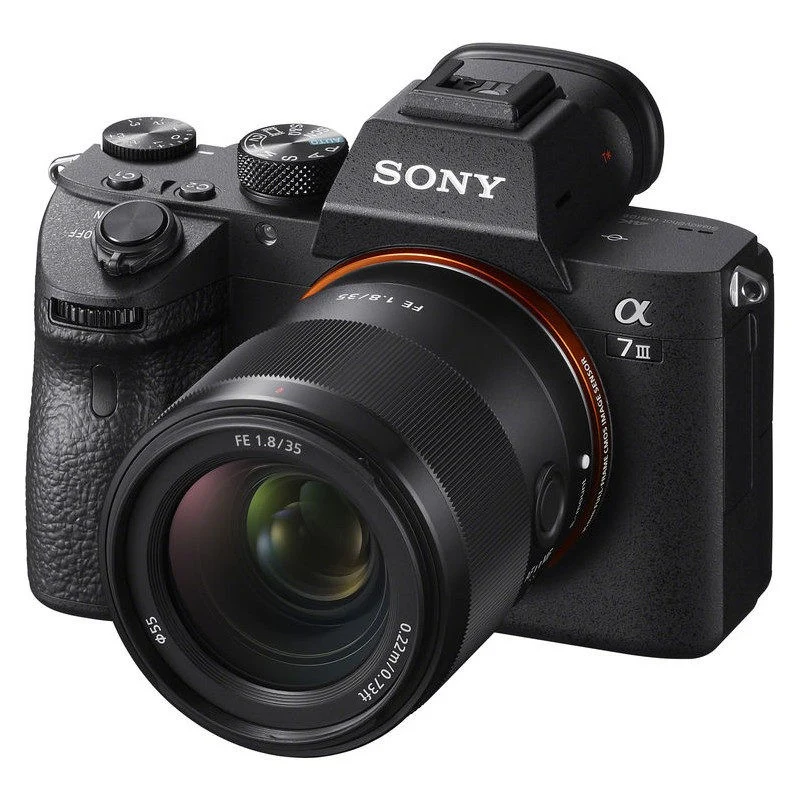 Sony FE 35mm f/1.8