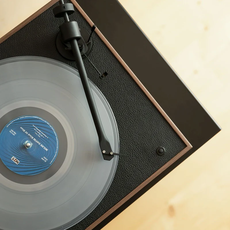 La Boite concept Square CC Vinyl Turntable