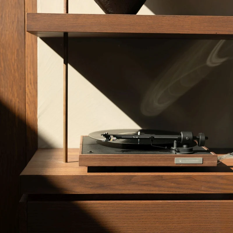 La Boite concept Square CC Vinyl Turntable