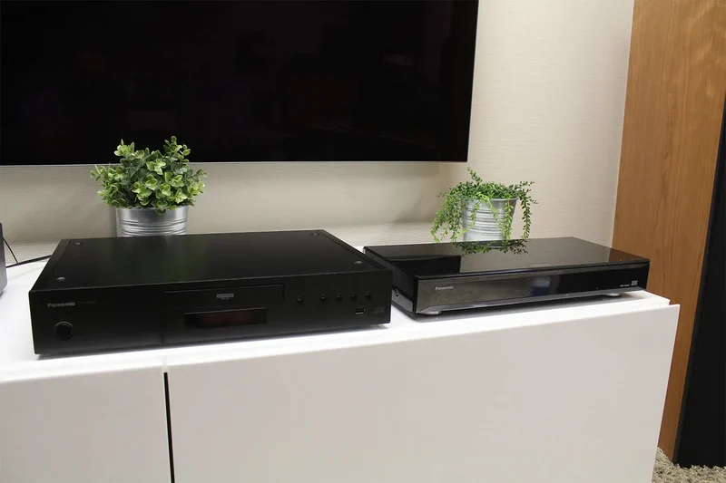 Panasonic DP-UB9000