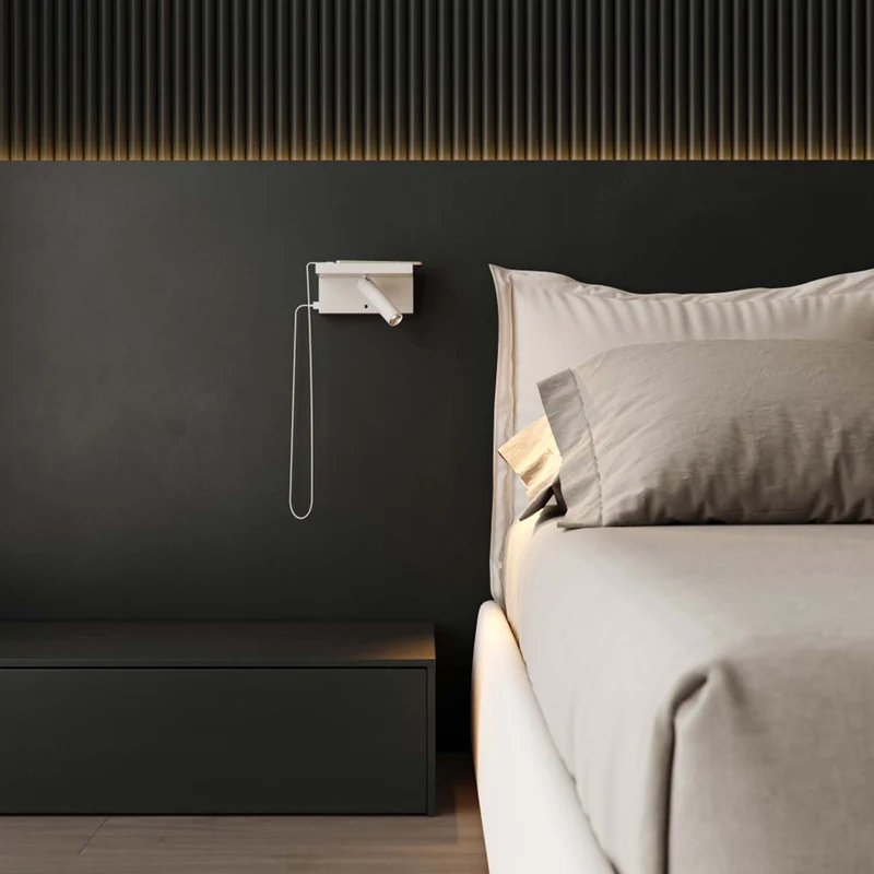 Beneito Faure Beam Reading Light with USB-C