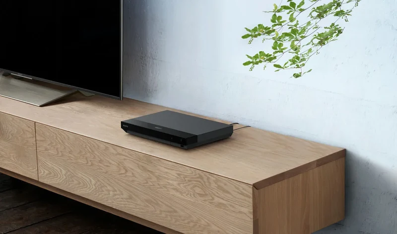 Sony UBP-X700
