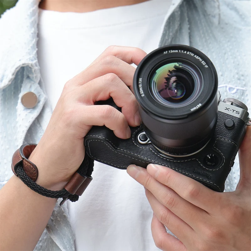 SmallRig Half Étui / Dragonne Kit pour FUJIFILM X-T5 3927