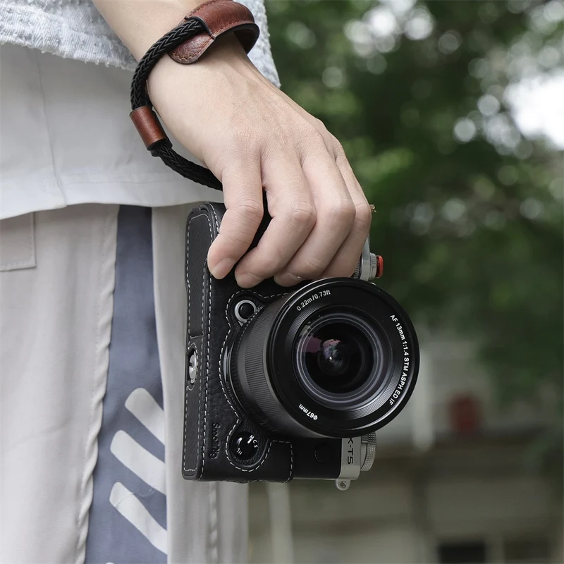 SmallRig Half Étui / Dragonne Kit pour FUJIFILM X-T5 3927