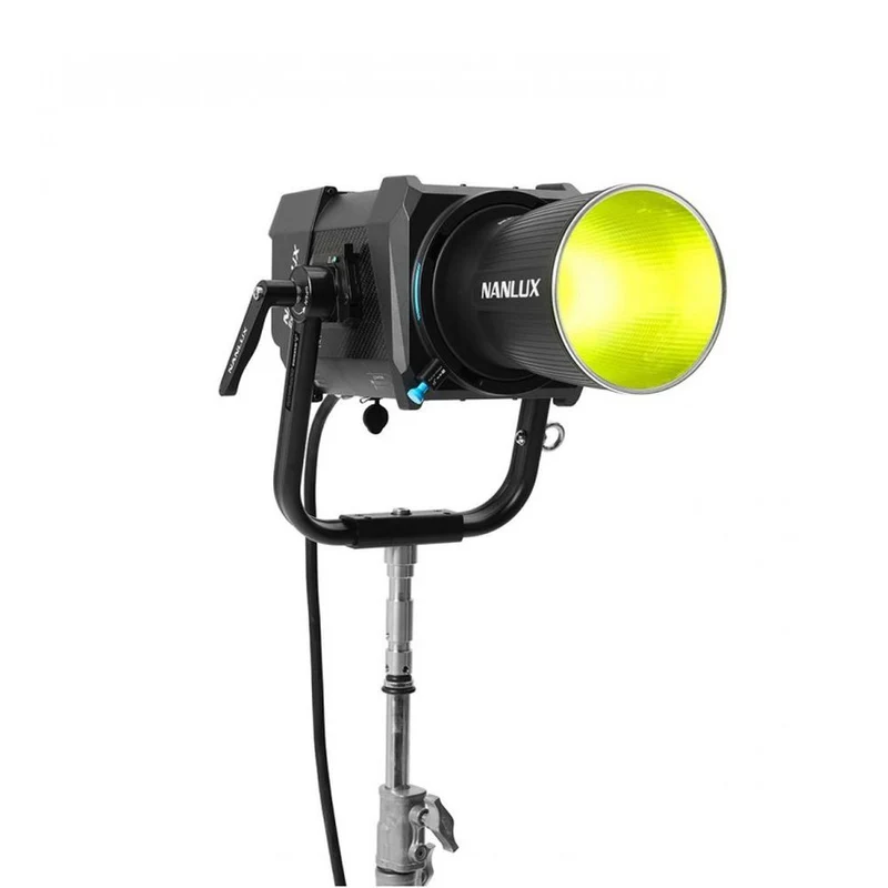 Nanlux Evoke 900C RGBLAC Spot Light